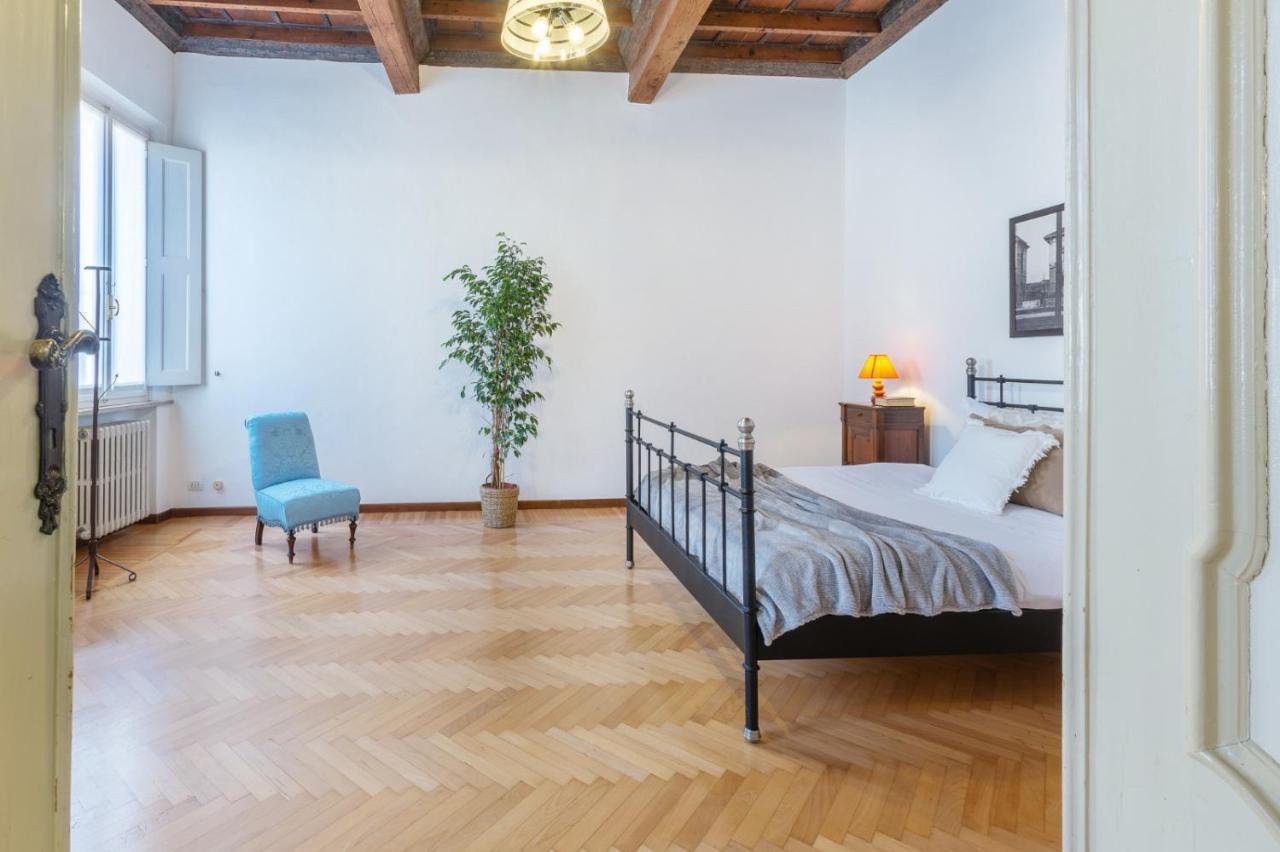 Frescobaldi Aparments! A Casa Di Francesco Lägenhet Ferrara Exteriör bild