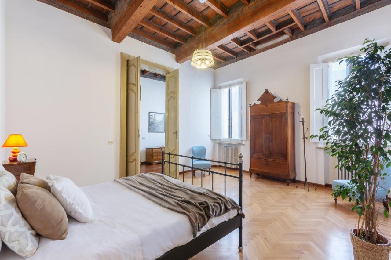 Frescobaldi Aparments! A Casa Di Francesco Lägenhet Ferrara Exteriör bild